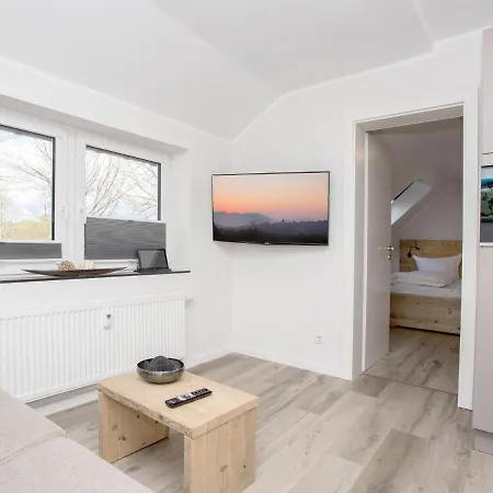 Апартаменти Small In The Sauerland With Balcony Near The Slope In Neuastenberg *
